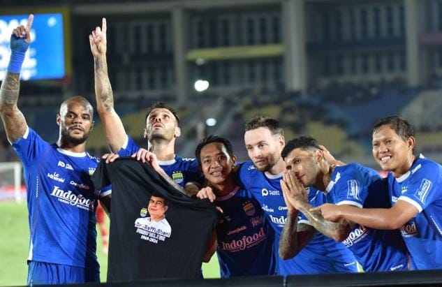 Juara Paruh Musim, Adam Alis Dipermanenkan Persib? Ini Alasan Dia Layak Lanjut Bersama Maung Bandung