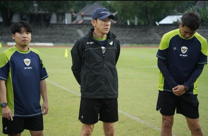 Nasib Shin Tae-yong Usai Timnas Indonesia Gagal Lolos Semifinal Piala AFF 2024, Didesak Mundur?