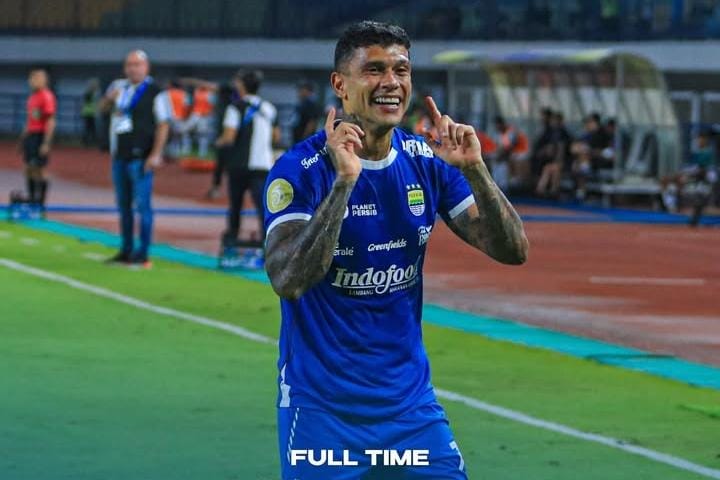 Persib Catat Rekor 13 Laga Tanpa Kalah dengan Menaklukkan Malut United