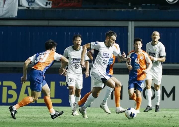 Persib Spesialis Menit Akhir, Port FC Gagal Menang di Kandang, Tapi Bojan Hodak Tidak Puas