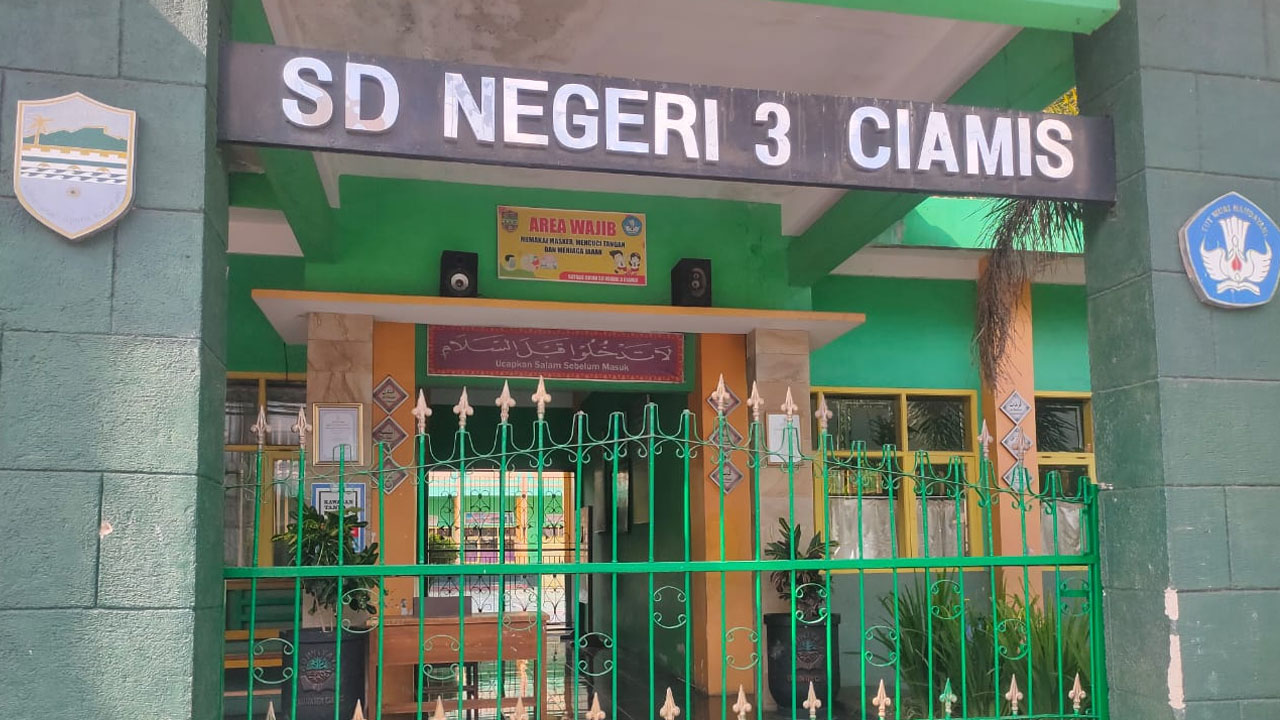 Puluhan Siswa SD di Ciamis Gondongan, Cegah Penularan dengan Belajar di Rumah dan Pola Hidup Sehat