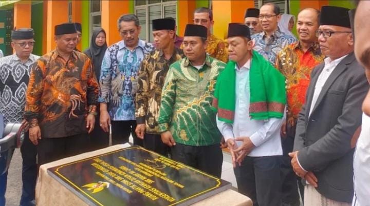 Pengangkatan PPPK, Sekolah Swasta di Ciamis Kehilangan Guru yang Lama Dibina, Ini Tanggapan Wamendikdasmen