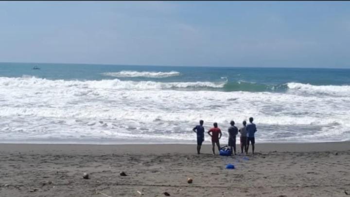 Pantai Madasari Menelan Korban, Dua Wisatawan Tenggelam, Satu Orang Dilaporkan Hilang