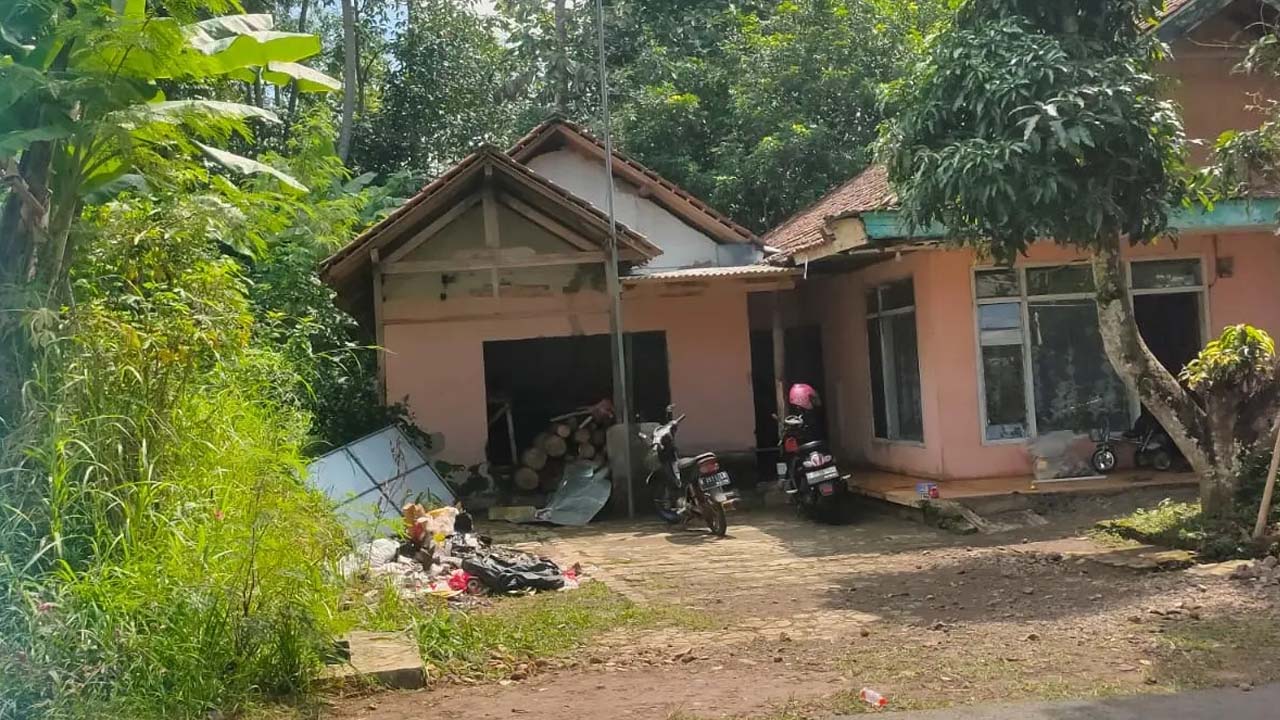 Diduga Warga Ciamis Bakar Rumah Sendiri, Kepala Desa Dewasari Ungkap Pemicunya