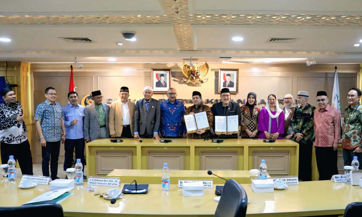 Mulai 2026, Skincare Wajib Bersertifikat Halal
