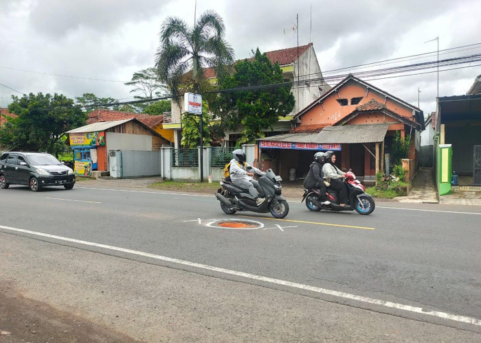 Jelang Nataru 2024/2025, Jalan Nasional III Ciamis Mulai Berlubang, Bahaya Kalau Tidak Diperbaiki