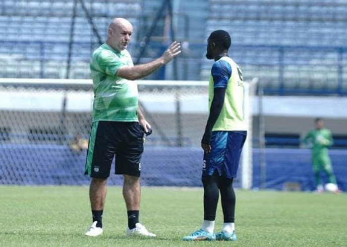 Bojan Hodak Naikan Level Waspada Lawan Barito Putera, Ternyata Sosok Mantan Pemain Persib Alasannya