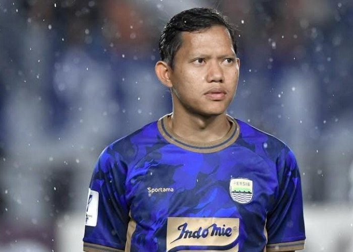 Kado Tahun Baru 2025 untuk Bobotoh, Adam Alis Dipermanenkan Persib dengan Durasi Kontrak 2 Tahun