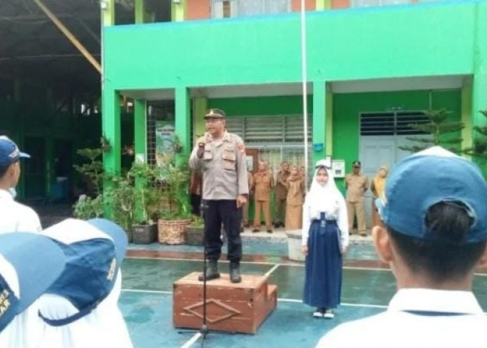 Polres Banjar Beri Edukasi kepada Pelajar SMPN 2 Banjar, Tekankan Pentingnya Disiplin